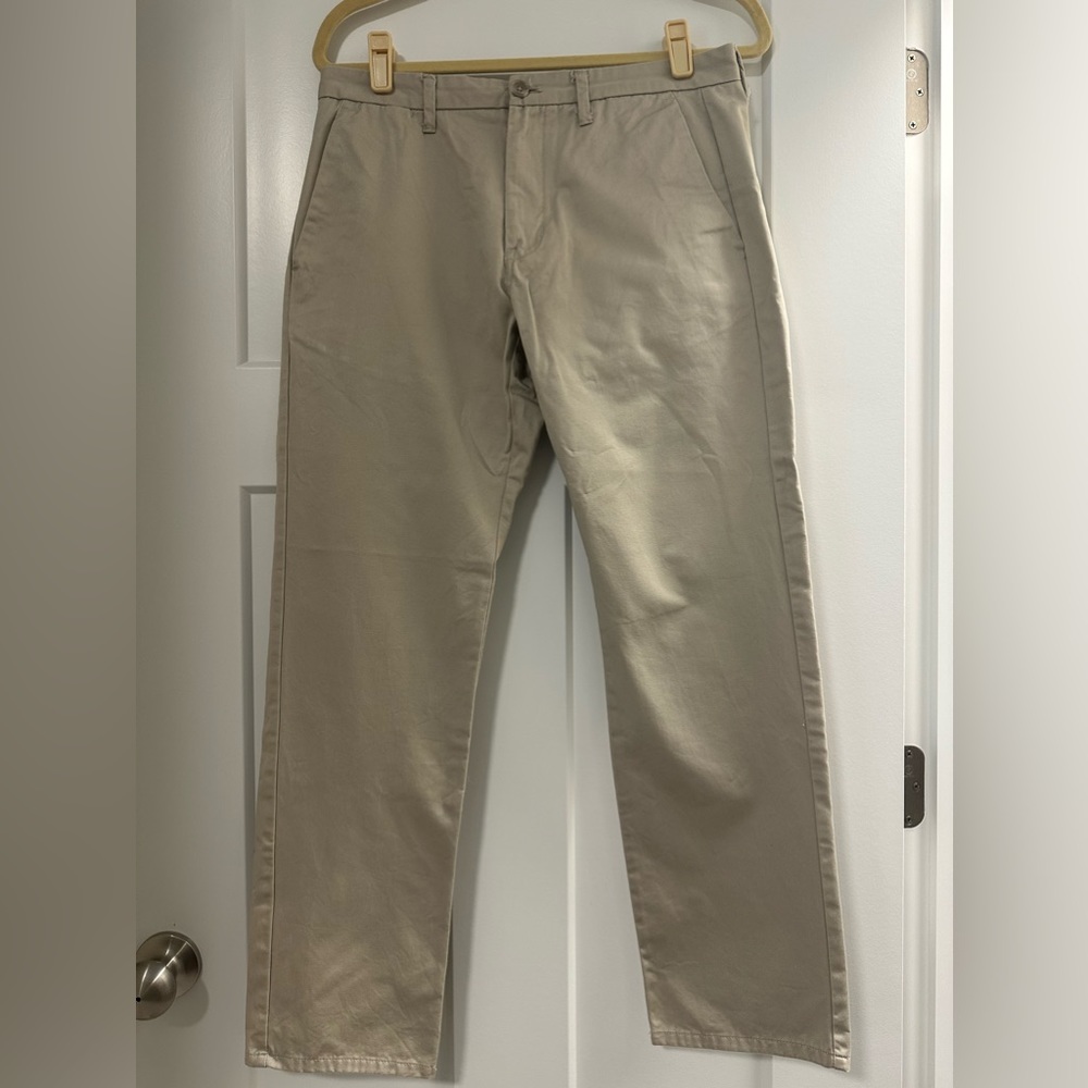 Men’s Calvin Klein Khaki Pants | Size 31x30 |